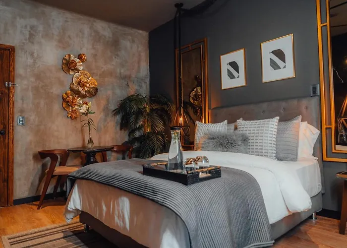Hotel Casa Emilia Boutique 4*