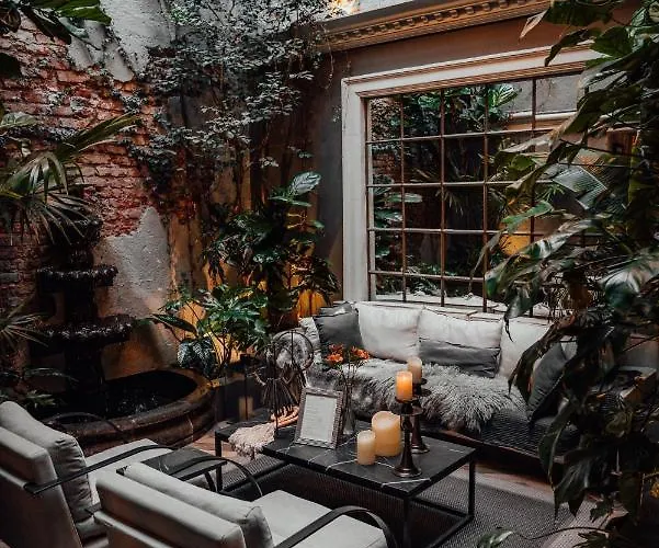 Hotel Casa Emilia Boutique 4*