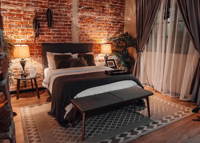 Casa Emilia Boutique Hotel